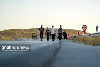 گزارش تصویری | زائران پیاده امام رضا (ع)