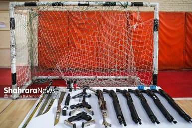 عکس‌هایی از نمایشگاه کشفیات پلیس در مشهد
