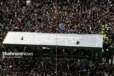 حضور مهاجران افغانستان در مراسم خاکسپاری رئیس‌جمهور شهید در مشهد