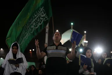 مراسم احیاء شب 21 ماه رمضان در حرم مطهر رضوی