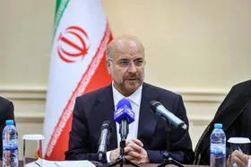 قالیباف: در برنامه هفتم دنبال افزایش تبادلات با کشور&zwnj;های منطقه هستیم| هدف&zwnj;گذاری تبادلات تجاری ۲۰۰ میلیارد دلاری با همسایگان