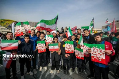 گزارش تصویری | مراسم آغاز چهل‌وهفتمین سالگرد دهه فجر انقلاب اسلامی در میدان شهدای مشهد