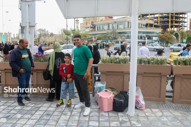 گزارش تصویری | زائران نوروزی در خیابان امام‌رضا(ع) مشهد