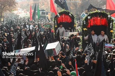 اجتماع عزاداران فاطمی و تشییع پیکر ۱۲ شهید گمنام دفاع مقدس و ۲ شهید حادثه تروریستی راسک در مشهد