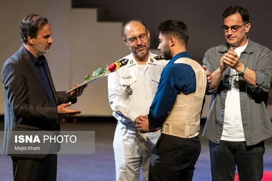گزارش تصویری | آیین افتتاح نمایش «ذرات آشوب»