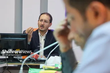 عکس‌هایی از دور دوم انتخابات ریاست جمهوری در مشهد (۵)