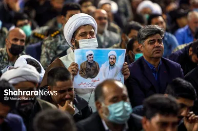 مراسم وداع با پیکر شهید حجت‌الاسلام محمد اصلانی در حرم مطهر رضوی