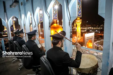 آیین سنتی نقاره نوازی سحرگاهی در حرم مطهر رضوی