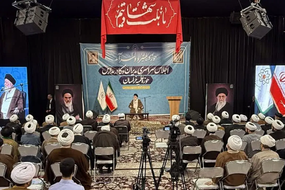 آیت‌الله علم‌الهدی: رسالت اصلی روحانیت، اقتدار بخشی به دین است | دشمن به‌دنبال قطع پیوند طلاب با اندیشه حاکمیت دینی است