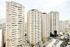 بازار مسکن در تهران یک پله عقب نشست
