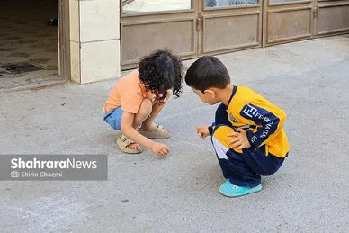 گزارش تصویری | تحصیل آنلاین دانش‌آموزان در دوران جنگ