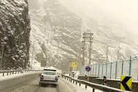 ویدئو| بارش شدید برف در جاده چالوس
