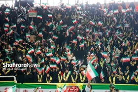 نسل آینده&zwnj;ساز، مهمان جشن &laquo;حضور تا ظهور&raquo; | گزارش شهرآرانیوز از آیین آغاز دهه فجر و بزرگداشت سالروز ورود امام خمینی (ره) به کشور (۱۲ بهمن ۱۴۰۳) + ویدئو