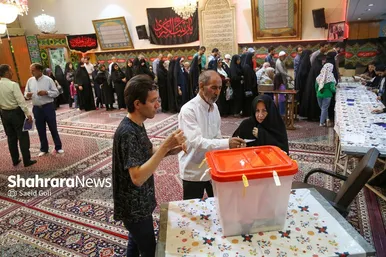 عکس‌هایی از مرحله دوم انتخابات چهاردهمین دوره ریاست‌جمهوری در مشهد (۲)