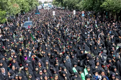 گلباران حرم مطهر رضوی