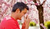 چگونه آلرژی های بزرگسالی را مدیریت کنیم؟ | آیا درمانی وجود دارد؟