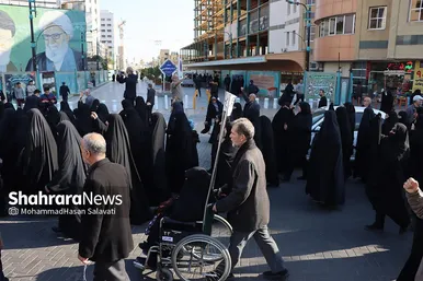راهپیمایی اصناف، بازاریان و نمازگزاران پس از نماز جمعه مشهد