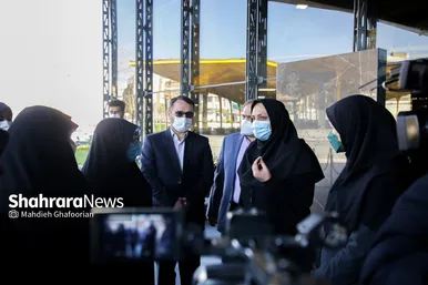 بازدید معاون رییس جهمور در امور زنان و خانواده از کارخانه نوآوری مشهد
