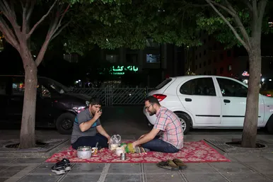 سفره های افطار ساده