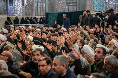 مراسم بزرگداشت شهدای خدمت در حرم مطهر رضوی