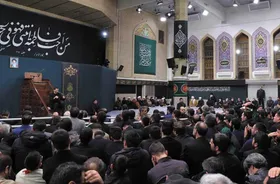 ویدئو | رابط مشهدی ناشنوایان در مراسم عزاداری حسینیه امام&zwnj;خمینی(ره)