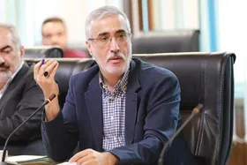 تأخیر در تأمین دارو و تجهیزات، به سلامت افراد آسیب می&zwnj;رساند
