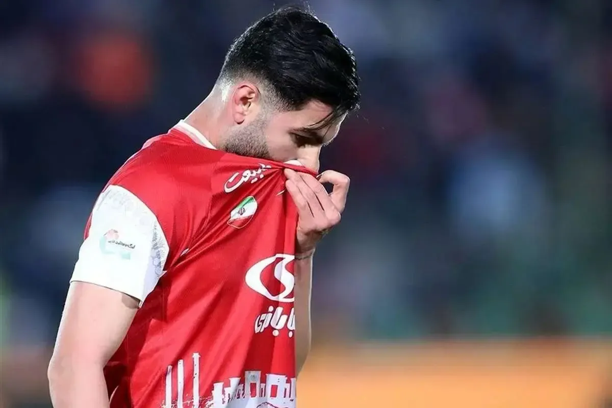 اقدام تنبیهی باشگاه پرسپولیس | هافبک پرسپولیس ممنوع‌التمرین شد