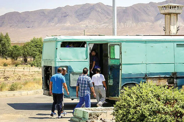 روایتی از زندانیان جرایم غیرعمد که در روز‌های شیوع کووید ۱۹ طعم آزادی را می‌چشند
