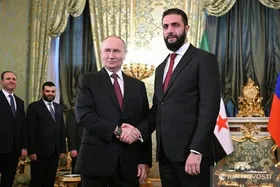 الجولانی در دیدار با پوتین: در تلاشیم ماهیت روابط خود با روسیه را از نو تعریف کنیم + فیلم
