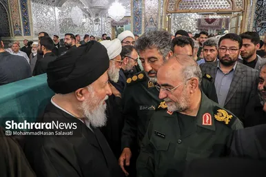 مراسم بزرگداشت شهدای خدمت در حرم مطهر رضوی
