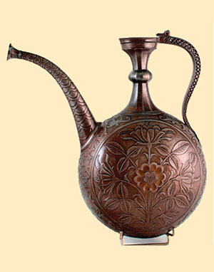 معرفی گلابدان‌های موزه آستان قدس رضوی | ۸ ظرف عطرآگین در حرم امام رضا (ع)