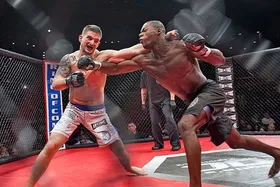 درباره رشته ورزشی MMA | خطرناک&zwnj;ترین رشته جهان را بشناسید