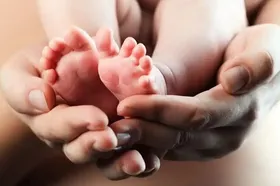 بهترین زمان روزه&zwnj;داری برای مادران باردار در چند ماهگی جنین است؟