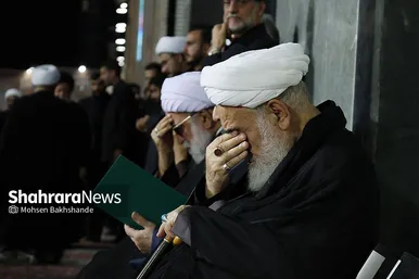 گزارش تصویری | شب دوم مراسم بزرگداشت رهبر شهید ایران در حرم مطهر امام رضا (ع)