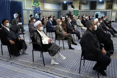 دیدار جمعی از مسئولان نظام و مهمانان شرکت کننده در کنفرانس وحدت اسلامی با رهبر معظم انقلاب