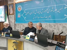 استاندار خراسان رضوی خواستار تشکیل کارگروه هوشمندسازی آموزشی شد