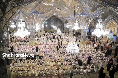 گزارش تصویری | ضیافت افطار دختران روزه اولی در حرم مطهر امام رضا(ع)