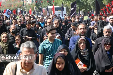 پیاده‌روی جاماندگان اربعین حسینی در مشهد