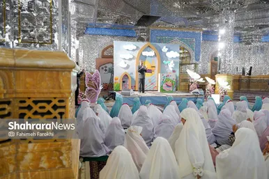 گزارش تصویری | جشن تکلیف دانش آموزان دختر مدارس غیر دولتی در حرم مطهر رضوی