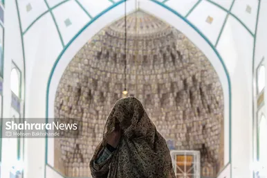 آیین معنوی اعتکاف در حرم امام رضا (ع)