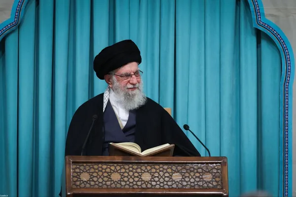 محفل انس با قرآن کریم با حضور رهبر انقلاب اسلامی برگزار شد + فیلم و تصاویر (۳۰ بهمن ۱۴۰۴)