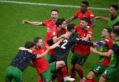 عکس‌هایی از دیدار تیم‌های ملی فوتبال پرتغال و اسلوونی در یورو ۲۰۲۴