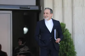 عراقچی: ترامپ یا می&zwnj;تواند رئیس&zwnj;جمهور صلح باشد یا رئیس&zwnj;جمهور جنگ