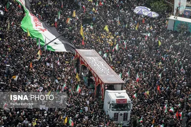 گزارش تصویری | مراسم تشییع پیکر شهدای اقتدار در تهران (۷ تیر ۱۴۰۴)