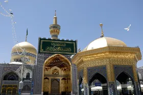 مددجویان آسایشگاه شهید فیاض&zwnj;بخش مشهد میهمان آستان مقدس امام رضا(ع) شدند