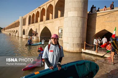 گزارش تصویری | جشنواره پدل‌برد سواری - زاینده‌رود