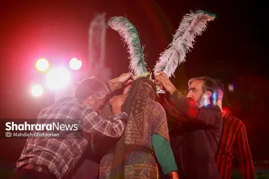 تصاویری از آیین تعزیه خوانی در عرصه میدان شهدا