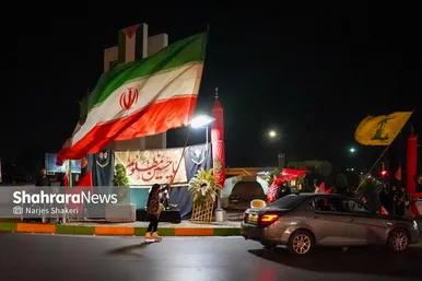 گزارش تصویری | یکصدو سی‌وچهارمین موج خروش شبانه مشهدی‌ها در سنگر خیابان