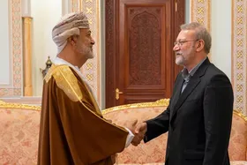 روایت لاریجانی از دیدار با سلطان عمان | مواضع جناب سلطان عمان روشن و حمایتی است