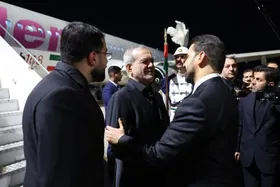 پزشکیان با استقبال رسمی نخست&zwnj;وزیر عراق وارد نجف اشرف شد